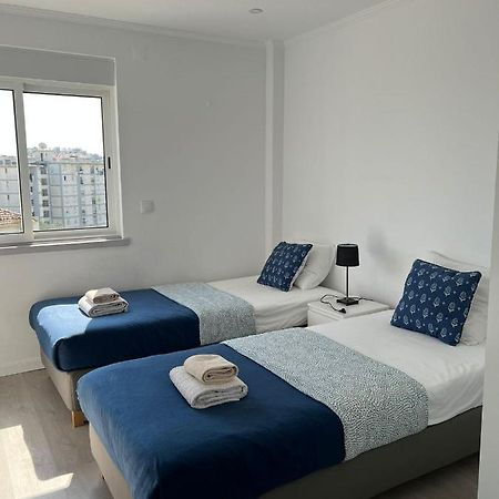 Room Near The Airport Лиссабон Экстерьер фото