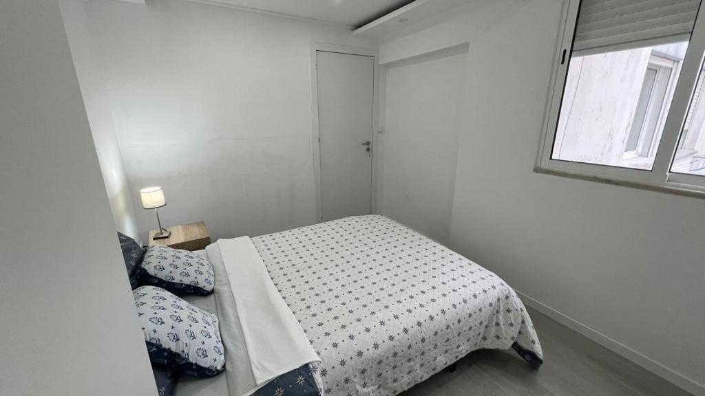 Room Near The Airport Лиссабон Экстерьер фото